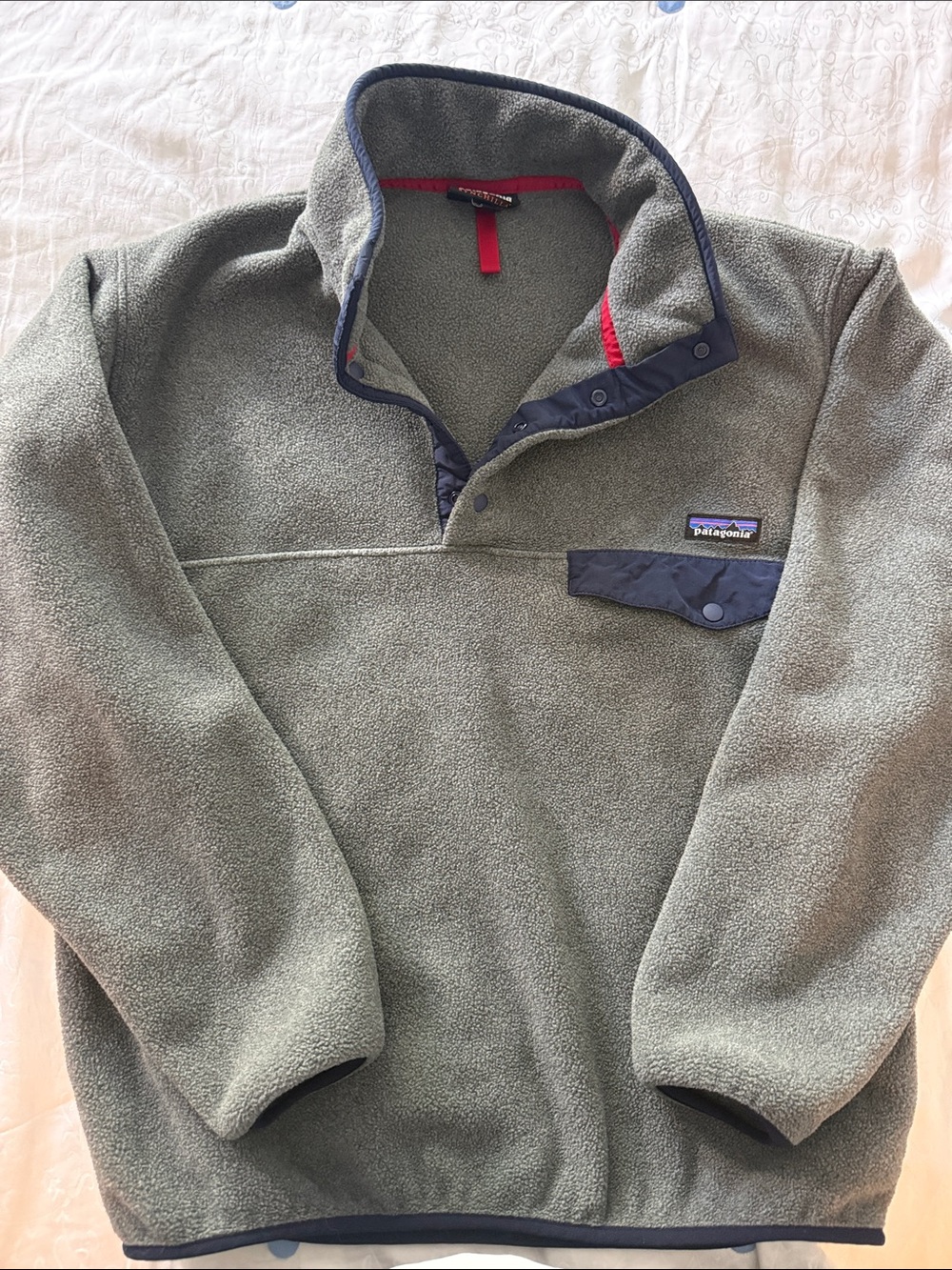 Patagonia Olive & Navy Snap-T Pullover Fleece like new